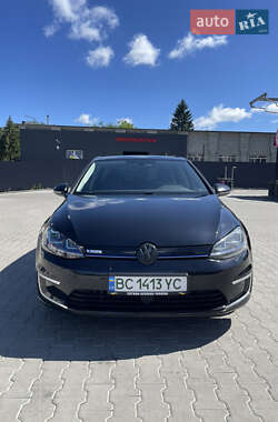 Хетчбек Volkswagen Golf 2016 в Львові