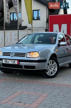Хетчбек Volkswagen Golf 2001 в Тернополі