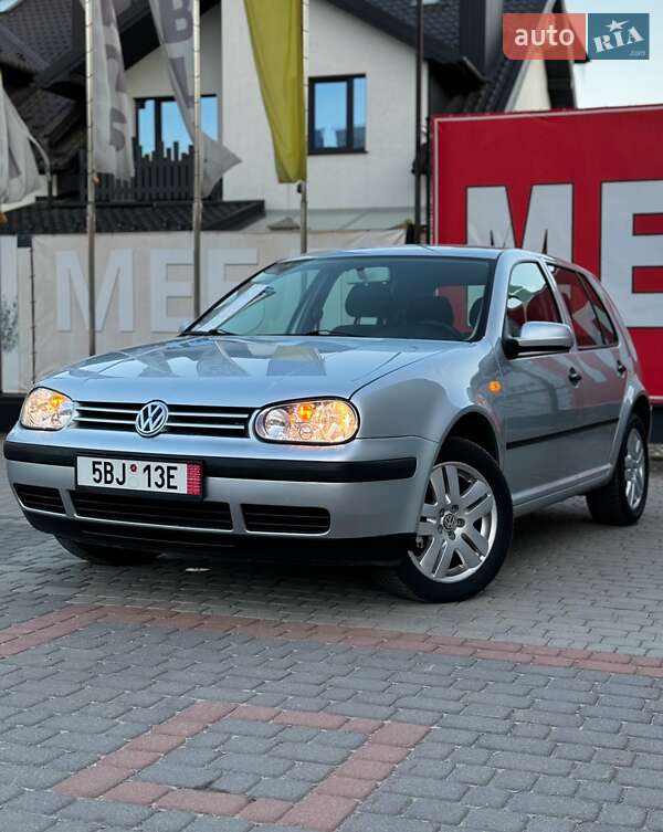 Volkswagen Golf 2001
