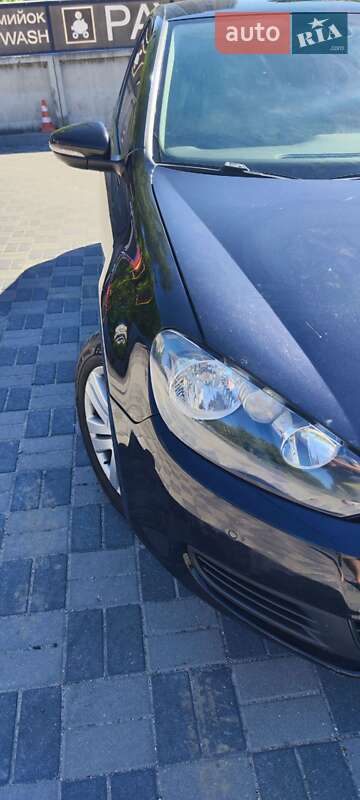 Хетчбек Volkswagen Golf 2010 в Хмельницькому