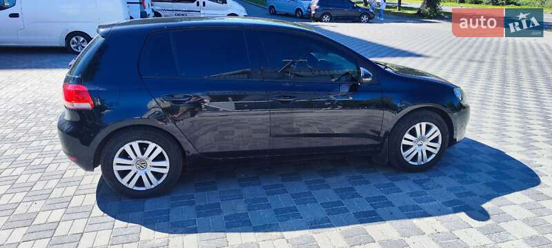 Хетчбек Volkswagen Golf 2010 в Хмельницькому