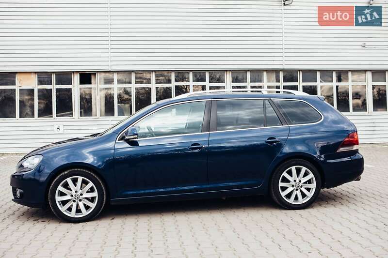 Універсал Volkswagen Golf 2011 в Вінниці