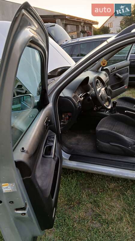 Универсал Volkswagen Golf 2000 в Луцке фото 5 Универсал Volkswagen Golf 2000 в Луцке