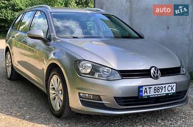 Универсал Volkswagen Golf 2014 в Снятине