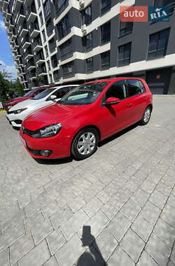 Хетчбек Volkswagen Golf 2010 в Івано-Франківську