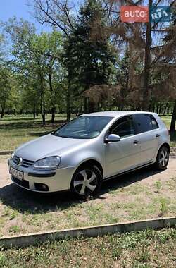Хэтчбек Volkswagen Golf 2007 в Никополе
