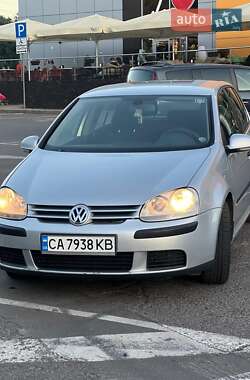 Хэтчбек Volkswagen Golf 2004 в Львове