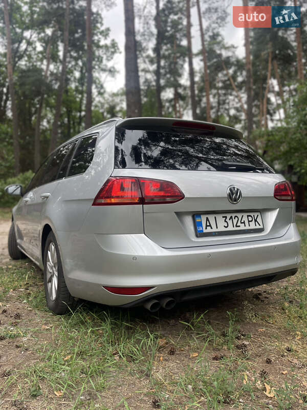Универсал Volkswagen Golf 2014 в Василькове