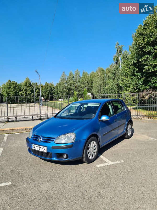 Volkswagen Golf 2004