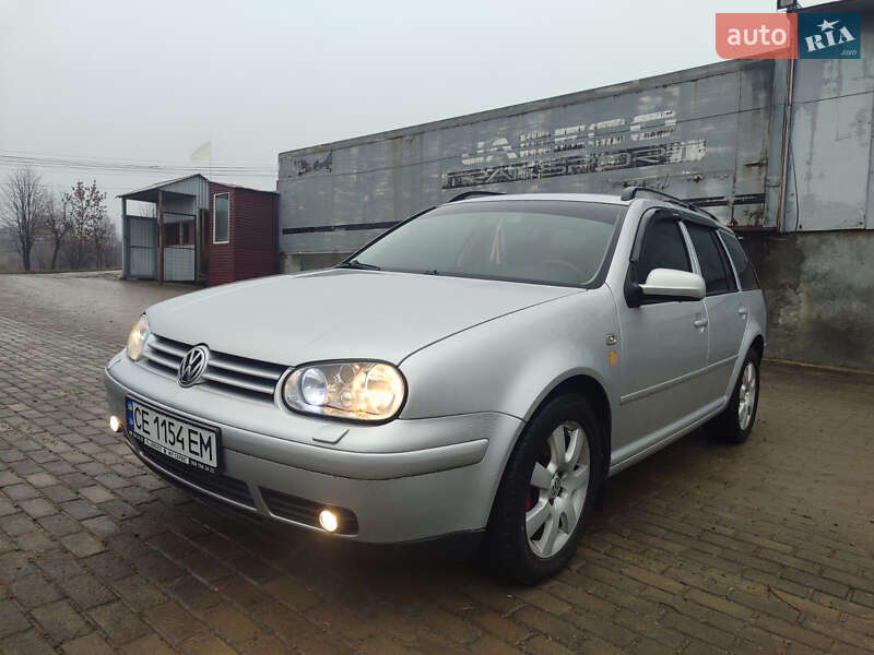 Volkswagen Golf 2004