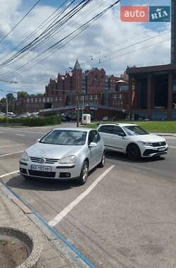 Хэтчбек Volkswagen Golf 2006 в Желтых Водах