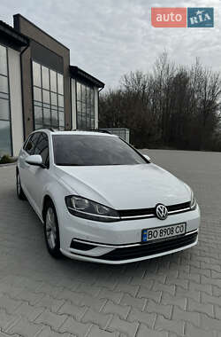 Универсал Volkswagen Golf 2019 в Тернополе