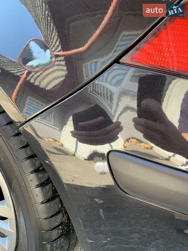 Хетчбек Volkswagen Golf 2002 в Рівному