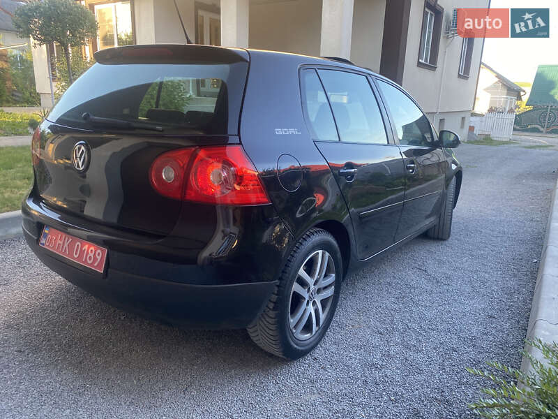 Хэтчбек Volkswagen Golf 2007 в Бучаче