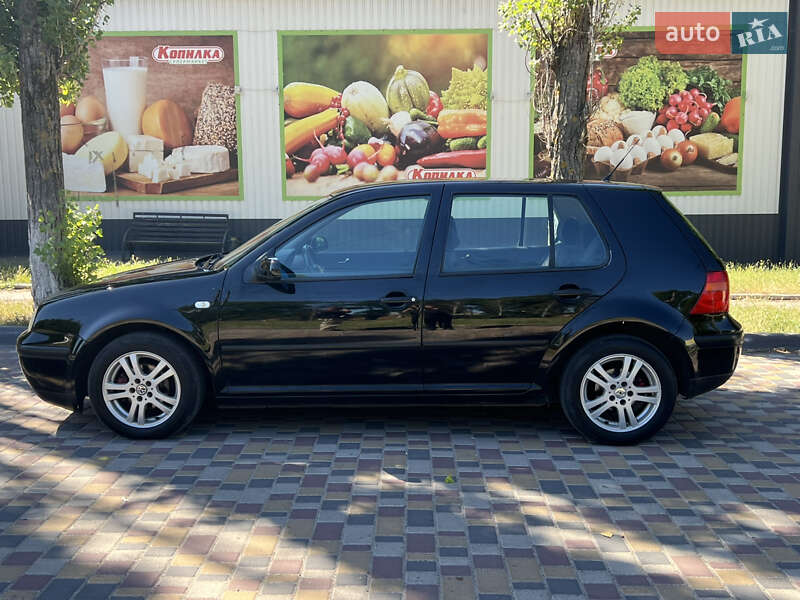 Хэтчбек Volkswagen Golf 1999 в Кропивницком