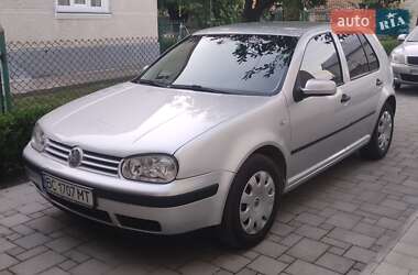 Хэтчбек Volkswagen Golf 1999 в Рудки