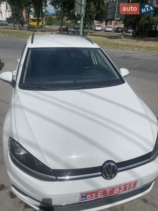 Універсал Volkswagen Golf 2019 в Кам'янець-Подільському