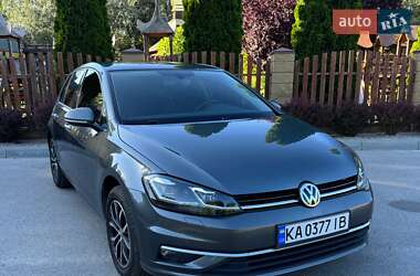 Хетчбек Volkswagen Golf 2018 в Дніпрі