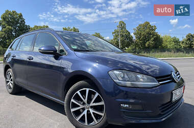 Универсал Volkswagen Golf 2014 в Чернигове