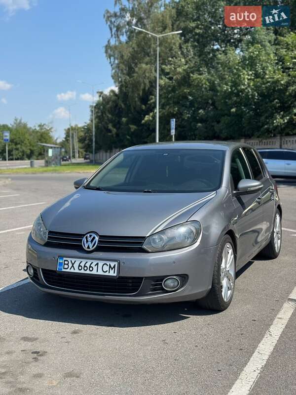 Хэтчбек Volkswagen Golf 2009 в Виннице