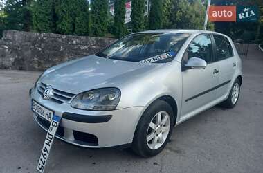 Хетчбек Volkswagen Golf 2004 в Тернополі