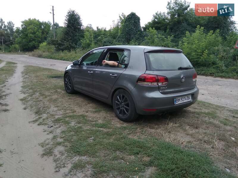 Хэтчбек Volkswagen Golf 2009 в Кролевце