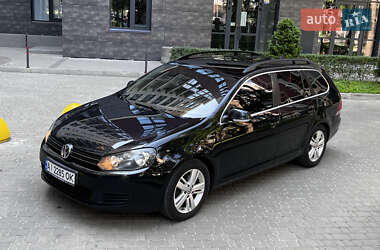 Універсал Volkswagen Golf 2009 в Києві