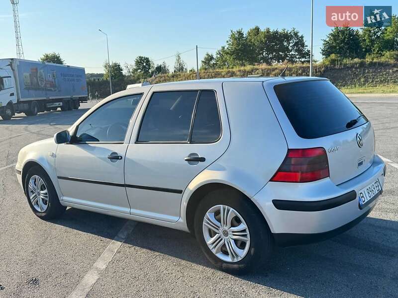 Хэтчбек Volkswagen Golf 2000 в Полтаве
