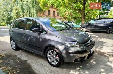 Хетчбек Volkswagen Golf 2007 в Береговому