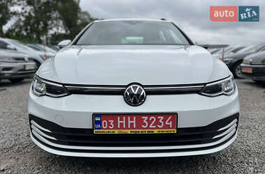 Універсал Volkswagen Golf 2021 в 