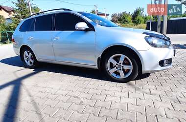 Універсал Volkswagen Golf 2011 в Львові