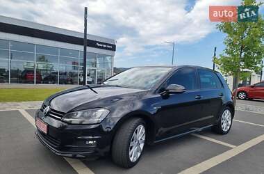 Хетчбек Volkswagen Golf 2016 в Мукачевому