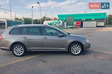 Універсал Volkswagen Golf 2015 в Києві