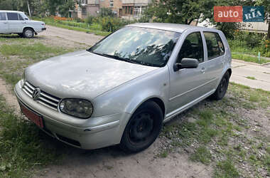 Хэтчбек Volkswagen Golf 2001 в Конотопе