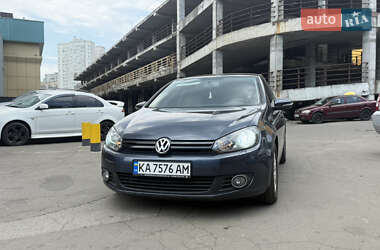 Хетчбек Volkswagen Golf 2011 в Києві