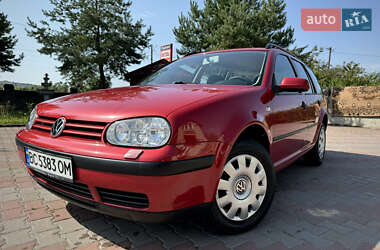 Універсал Volkswagen Golf 2002 в Львові