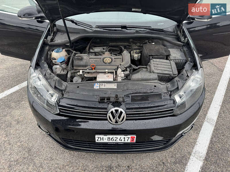 Универсал Volkswagen Golf 2010 в Житомире