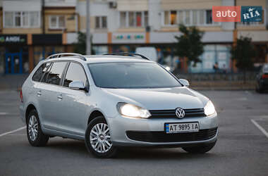 Універсал Volkswagen Golf 2012 в Івано-Франківську