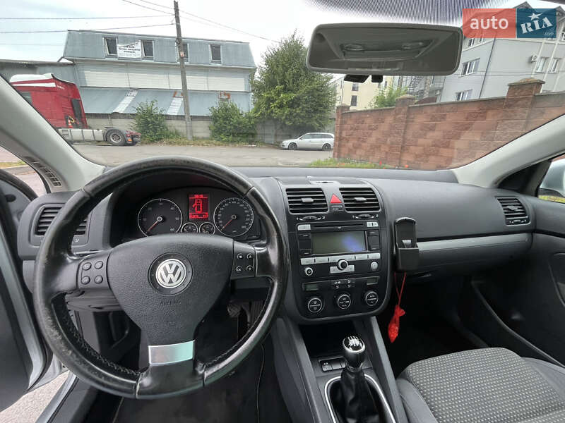 Універсал Volkswagen Golf 2008 в Рівному