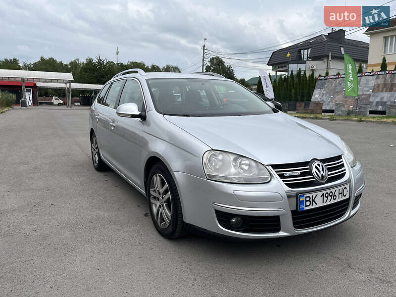 Універсал Volkswagen Golf 2008 в Рівному