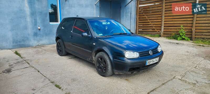 Volkswagen Golf 2000