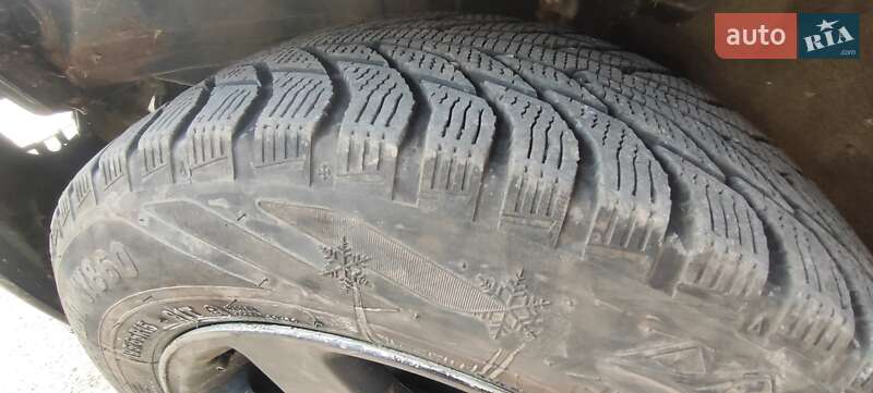 Хетчбек Volkswagen Golf 2000 в Коростені