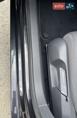 Хетчбек Volkswagen Golf 2008 в 