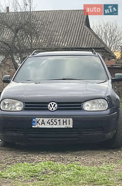 Універсал Volkswagen Golf 2000 в Липовці