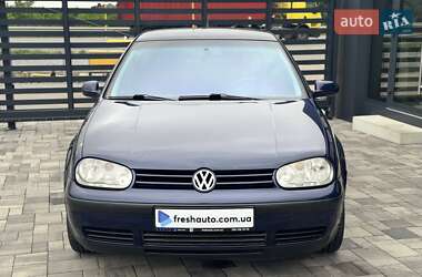 Хетчбек Volkswagen Golf 1998 в 