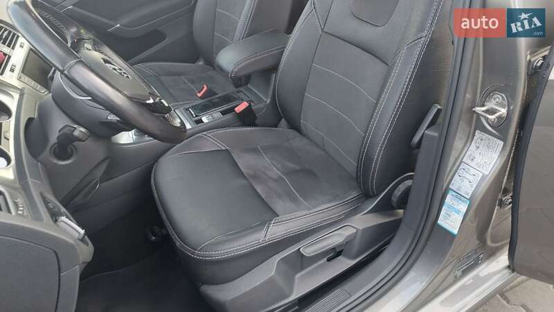 Універсал Volkswagen Golf 2015 в Києві