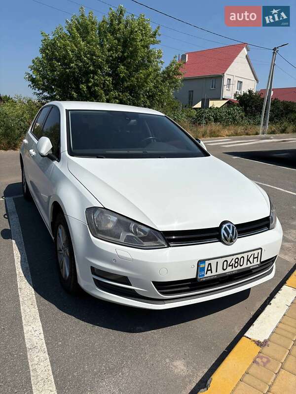 Хетчбек Volkswagen Golf 2012 в Гостомелі