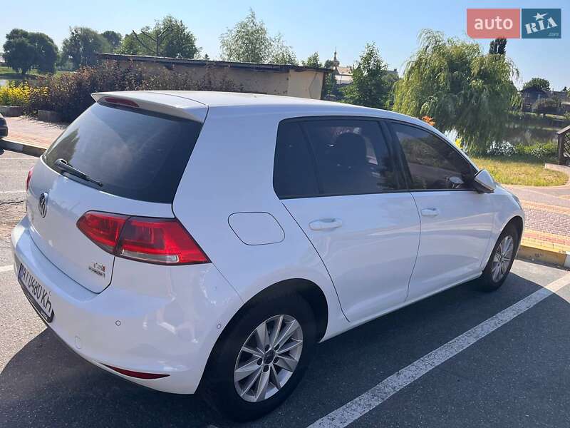 Хетчбек Volkswagen Golf 2012 в Гостомелі