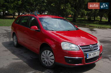 Универсал Volkswagen Golf 2009 в Ровно