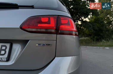 Универсал Volkswagen Golf 2016 в 